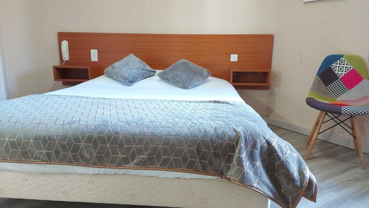 Logis Hotel Vannes Nord Le Clos Des Hortensias Locqueltas Luaran gambar